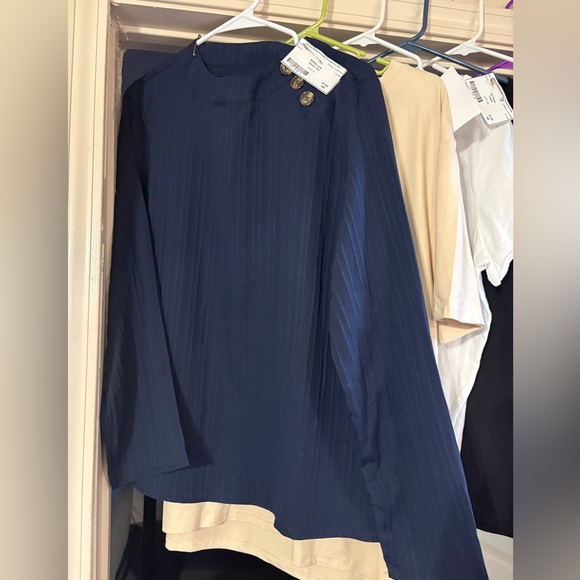 8 top bundle - Picture 2 of 8